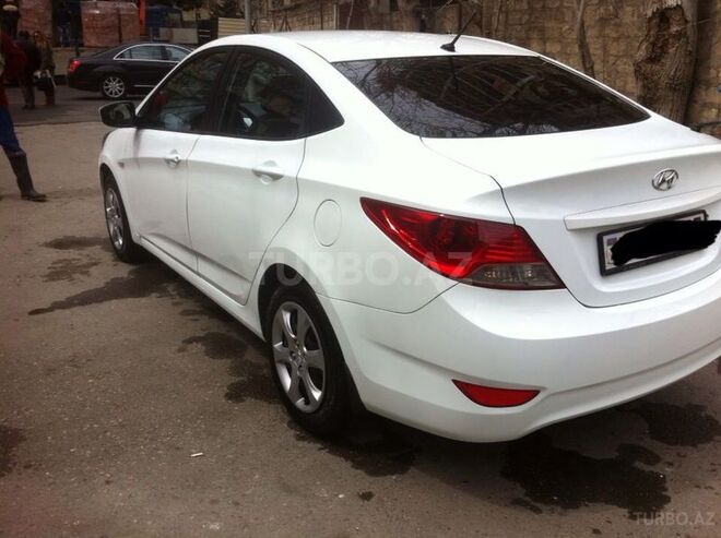 Hyundai Accent 2011, 86,000 km - 1.4 l - Bakı