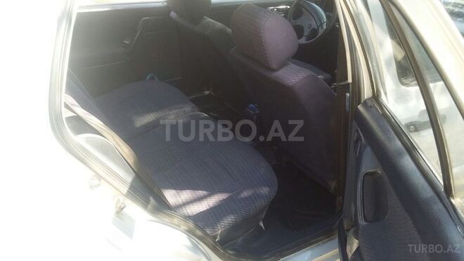 Volkswagen Vento 1992, 187,000 km - 1.9 l - Bakı