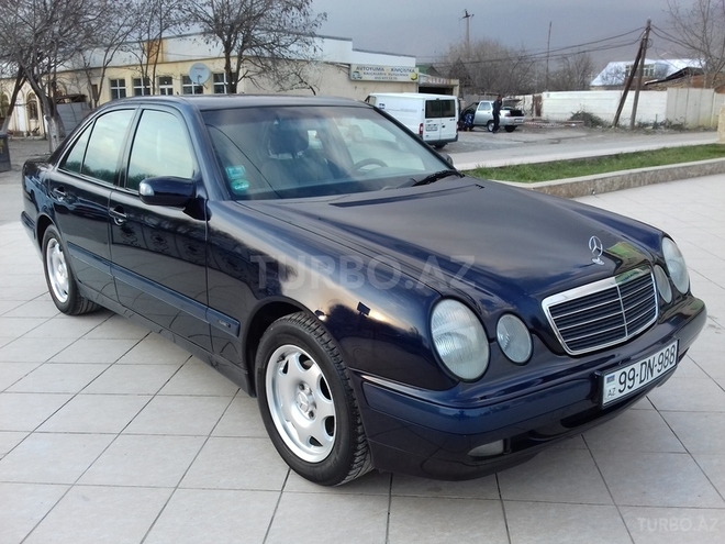 Mercedes E 240 2000, 278,000 km - 2.6 l - Bakı