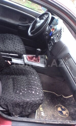BMW 316 1993, 586,336 km - 1.8 л - Astara