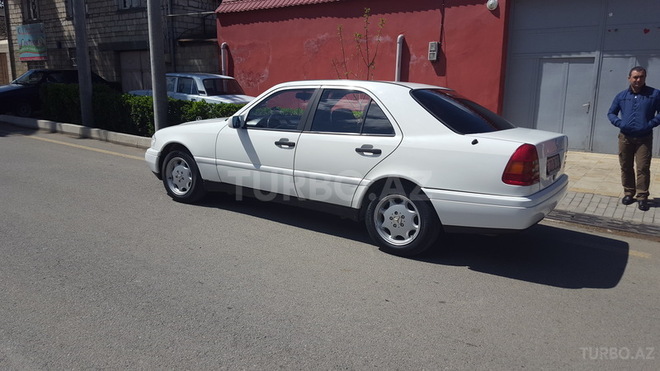 Mercedes C 180 1995, 435,805 km - 1.8 l - Şəmkir