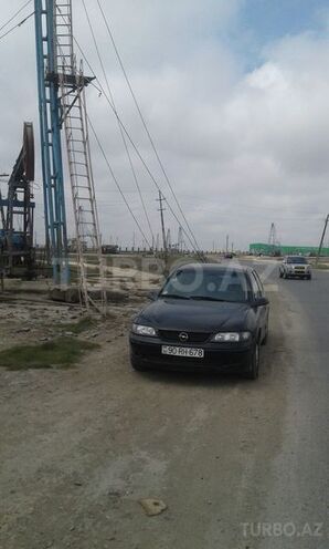 Opel Vectra 1999, 300,000 km - 1.6 l - Sumqayıt