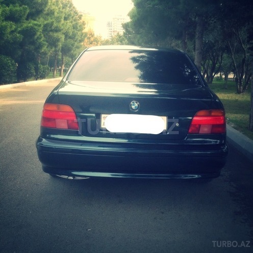 BMW 523 1996, 300,000 km - 2.5 l - Bakı