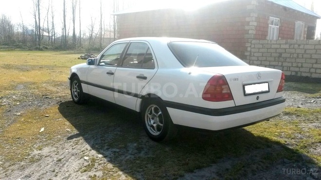 Mercedes C 180 1993, 345,000 km - 1.8 l - Zaqatala
