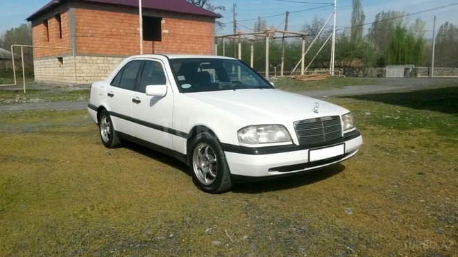 Mercedes C 180 1993, 345,000 km - 1.8 l - Zaqatala