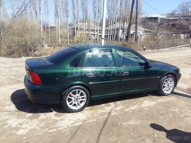 Opel Vectra 1999, 190,000 km - 1.6 l - Tovuz