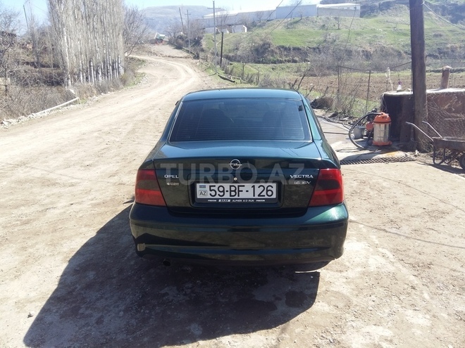 Opel Vectra 1999, 190,000 km - 1.6 l - Tovuz
