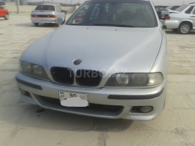 BMW 528 1998, 300,000 km - 2.8 l - Sumqayıt
