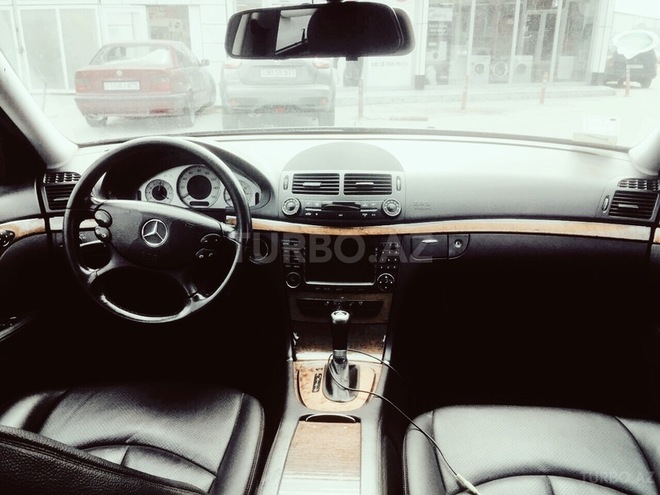 Mercedes E 350 2008, 198,000 km - 3.5 l - Bakı