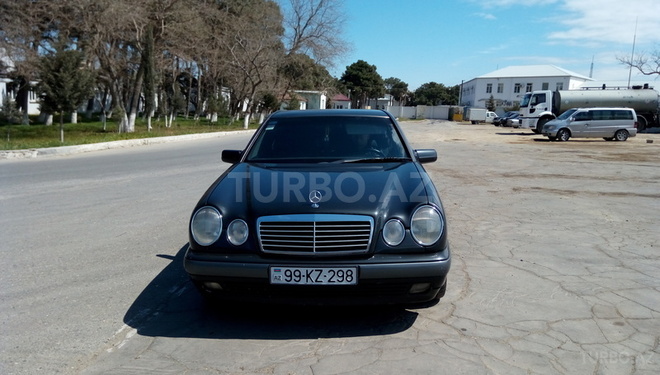 Mercedes E 220 1997, 685,862 km - 2.2 л - Bakı