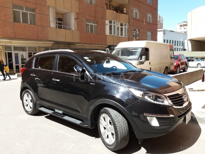 Kia Sportage 2011, 105,000 km - 2.0 l - Bakı
