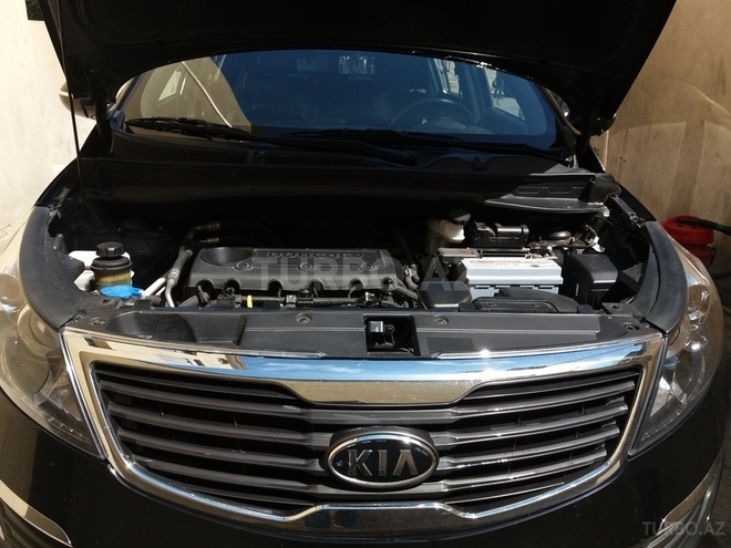Kia Sportage 2011, 105,000 km - 2.0 l - Bakı