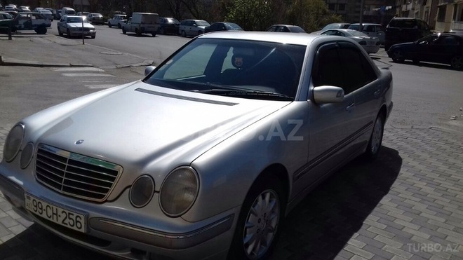 Mercedes E 200 2000, 228,000 km - 2.0 l - Bakı