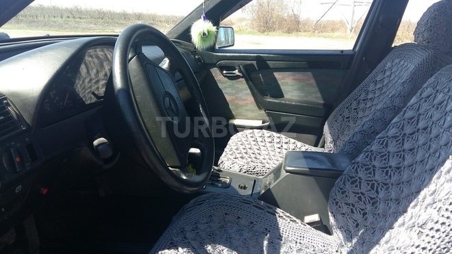 Mercedes C 180 1994, 320,000 km - 1.8 л - Quba