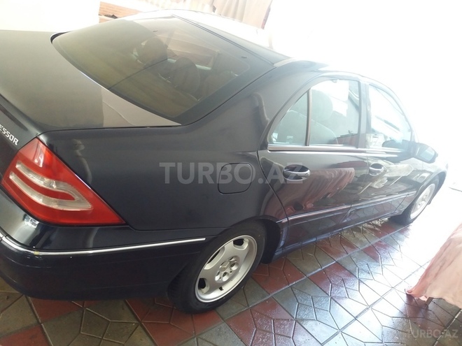 Mercedes C 200 2001, 142,000 km - 2.0 l - Gəncə