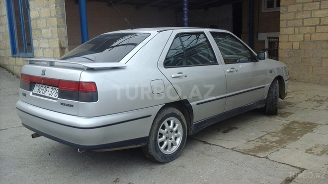 SEAT Toledo 1999, 362,000 km - 1.6 l - Bakı