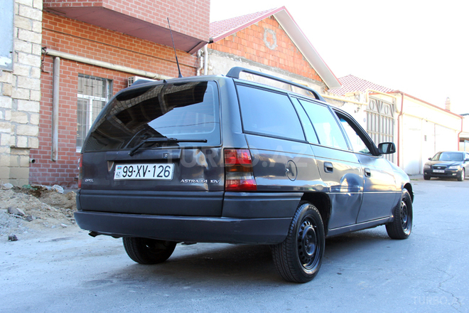Opel Astra 1996, 361,045 km - 1.6 l - Bakı
