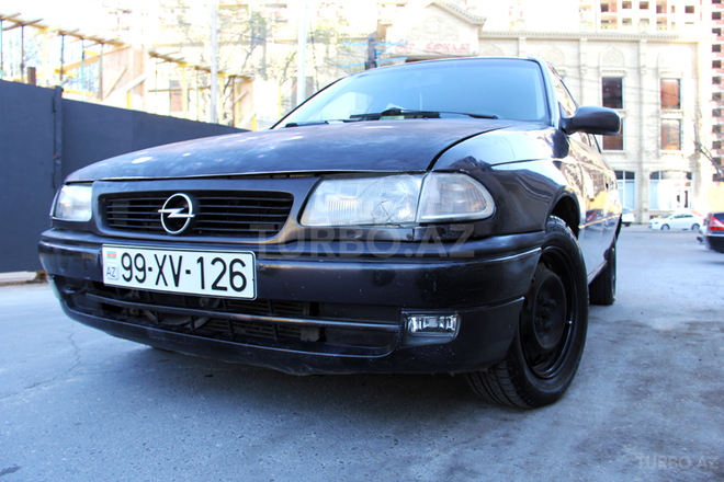 Opel Astra 1996, 361,045 km - 1.6 l - Bakı