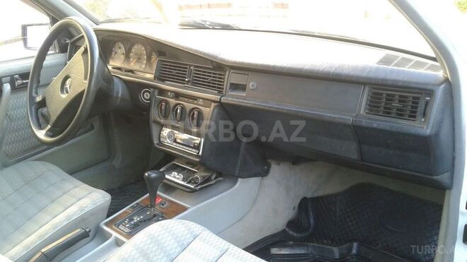 Mercedes 190 1990, 145,000 km - 2.0 л - Bakı