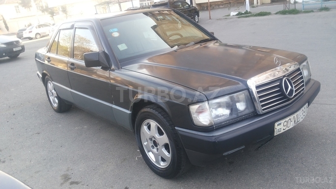 Mercedes 190 1991, 200,000 km - 1.8 л - Bakı