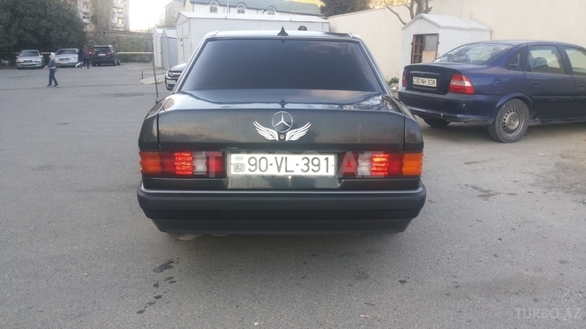 Mercedes 190 1991, 200,000 km - 1.8 л - Bakı