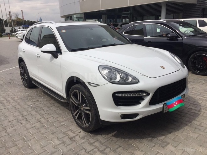 Porsche Cayenne Turbo 2012, 159,000 km - 3.6 l - Bakı