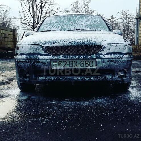 Opel Vectra 2000, 337,000 km - 1.6 l - Zaqatala