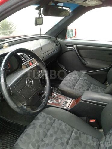 Mercedes C 220 1999, 419,869 km - 2.2 л - Bakı