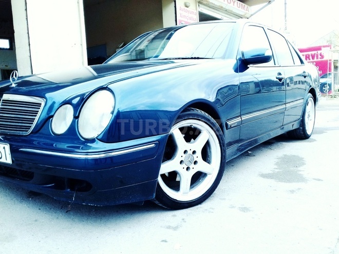 Mercedes E 320 1999, 1,150,000 km - 3.2 l - Bakı