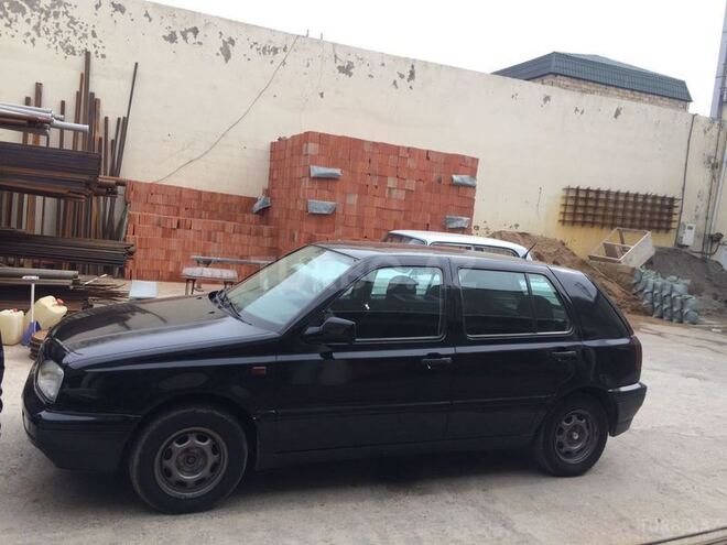 Volkswagen Golf 1996, 230,000 km - 1.8 l - Bakı