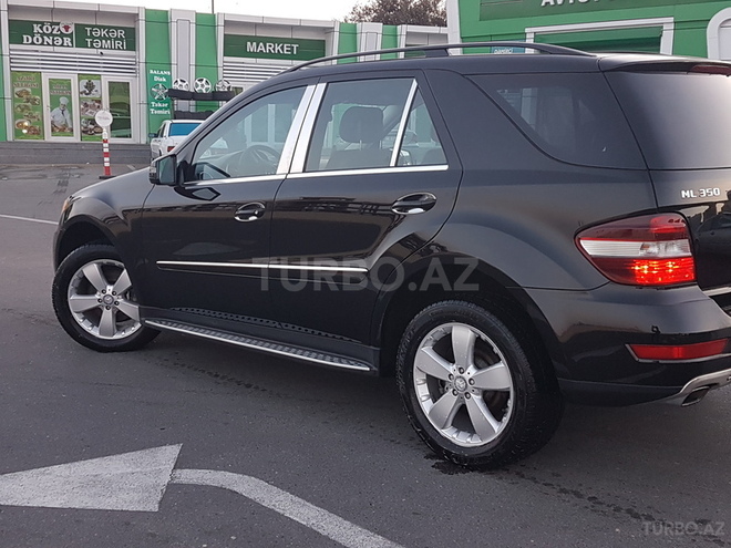 Mercedes ML 350 2011, 54,000 km - 3.5 l - Bakı