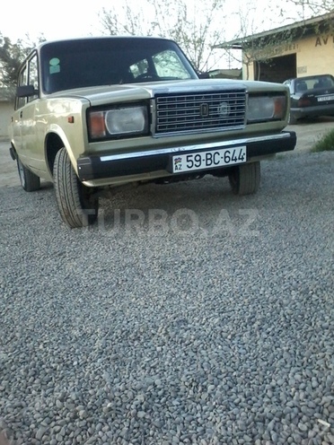 LADA (VAZ) 2107 1996, 190,000 km - 1.5 л - Salyan
