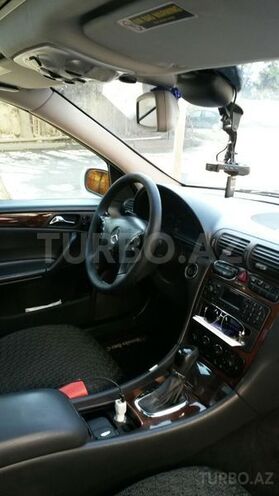 Mercedes C 240 2003, 350,023 km - 2.6 l - Bakı
