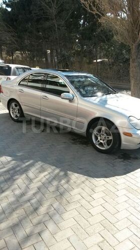 Mercedes C 240 2003, 350,023 km - 2.6 l - Bakı