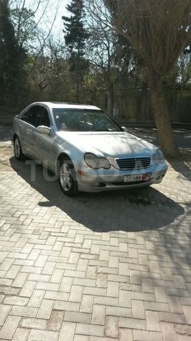 Mercedes C 240 2003, 350,023 km - 2.6 l - Bakı