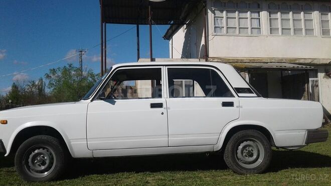 LADA (VAZ) 2107 1992, 200,000 km - 1.5 л - Sabirabad