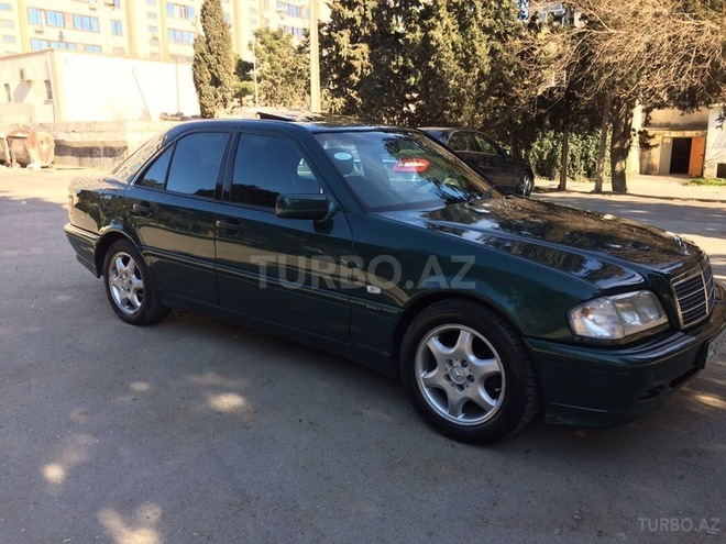 Mercedes C 180 2000, 220,000 km - 1.8 l - Bakı