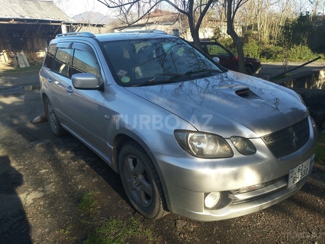 Mitsubishi Airtrek 2002, 220,000 km - 2.0 l - Zaqatala