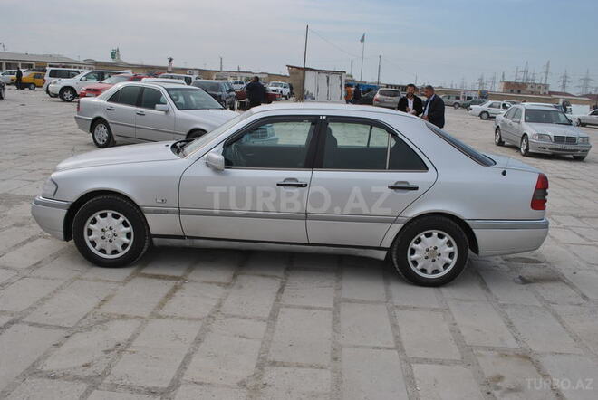 Mercedes C 200 1995, 328,000 km - 2.0 l - Sumqayıt