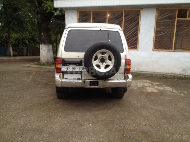 Mitsubishi Pajero 1992, 230,000 km - 2.5 l - Lənkəran