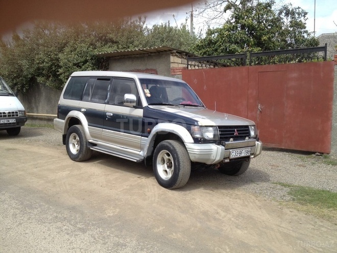 Mitsubishi Pajero 1992, 230,000 km - 2.5 l - Lənkəran
