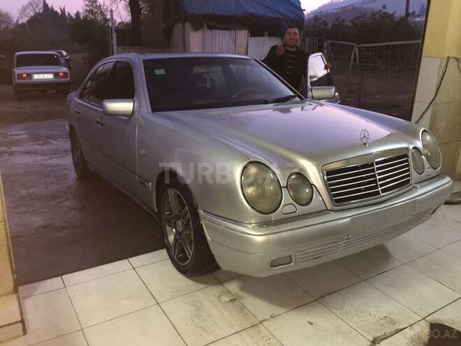 Mercedes E 300 1999, 321,456 km - 3.0 l - Bakı