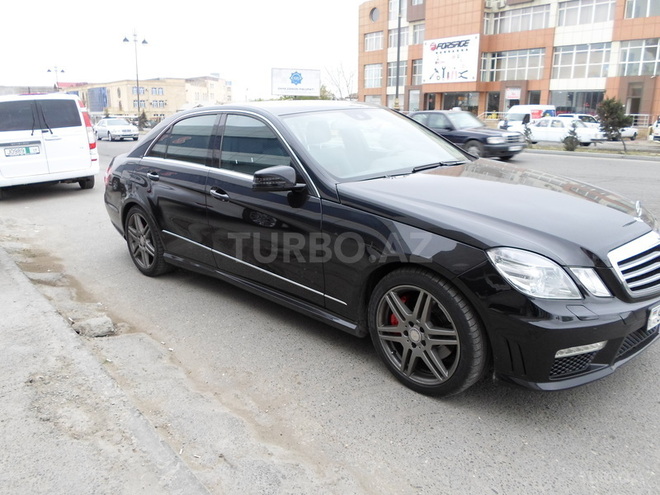 Mercedes E 300 2012, 70,000 km - 3.5 l - Bakı