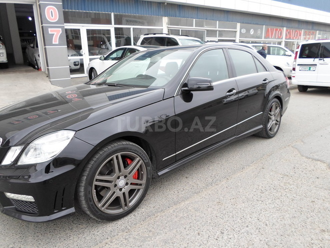 Mercedes E 300 2012, 70,000 km - 3.5 l - Bakı