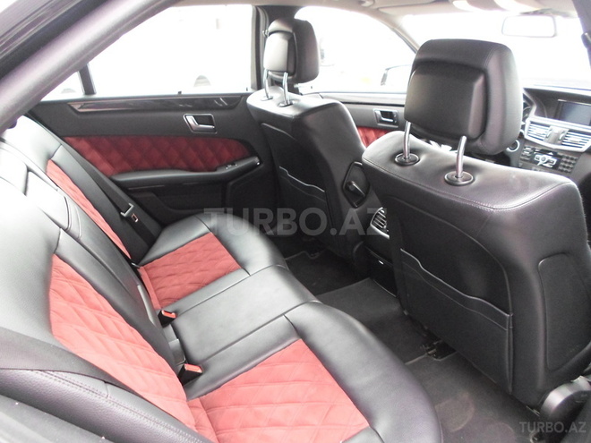 Mercedes E 300 2012, 70,000 km - 3.5 l - Bakı