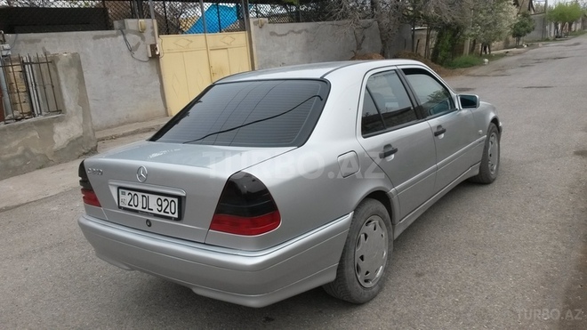 Mercedes C 240 1998, 215,710 km - 2.4 л - Gəncə
