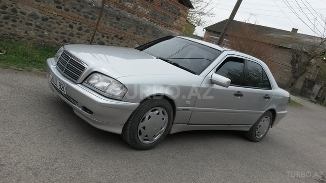Mercedes C 240 1998, 215,710 km - 2.4 л - Gəncə