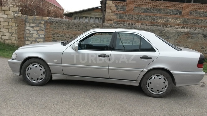 Mercedes C 240 1998, 215,710 km - 2.4 л - Gəncə