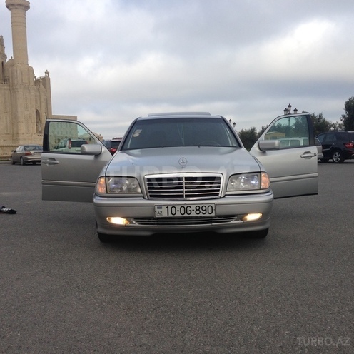 Mercedes C 230 1997, 334,005 km - 2.3 l - Bakı