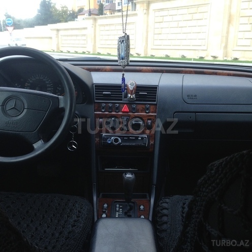 Mercedes C 230 1997, 334,005 km - 2.3 l - Bakı